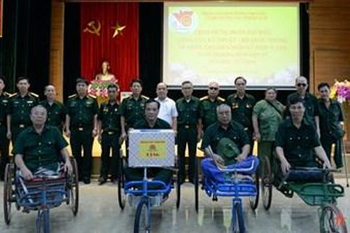 Tổng cục Kỹ thuật thăm, tặng quà tri ân các thương, bệnh binh