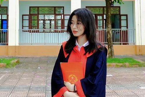 Thủ khoa khối C00 toàn quốc: Chỉ mất 25 phút để hoàn thành môn Địa lí - Lịch sử