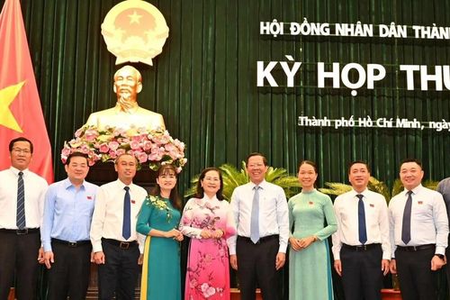 Kỳ họp thứ 17 HĐND TPHCM thông qua 38 nghị quyết thúc đẩy phát triển TPHCM