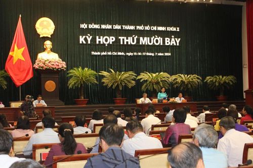 TPHCM bố trí hơn 1.290 tỷ đồng cho chuyển đổi số nhưng giải ngân được '0 đồng'