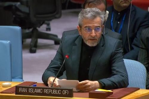 Iran khẳng định ưu tiên 'việc mở ra những chân trời hợp tác mới'