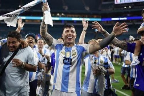 Liên đoàn bóng đá Pháp kiện tuyển Argentina lên FIFA