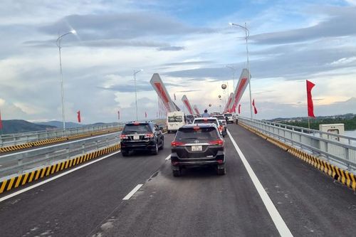 Thông xe cây cầu 2.000 tỷ đồng nối Hải Phòng – Quảng Ninh