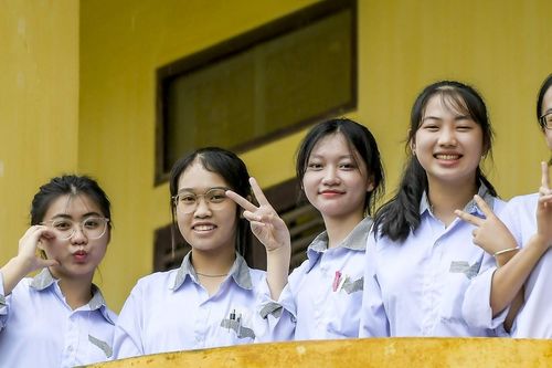 TPHCM tiếp tục dẫn đầu điểm thi tốt nghiệp THPT môn tiếng Anh