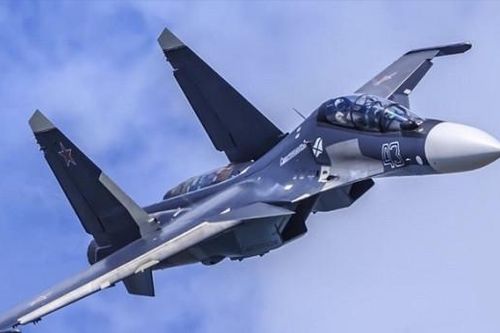 Cận cảnh cuộc chạm trán tầm gần giữa F-18 của NATO và Su-30 Nga trên biển Baltic