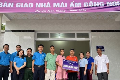EVNGENCO1 tặng nhà cho người lao động khó khăn