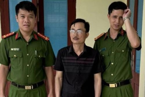 Cựu chủ tịch hội nông dân huyện ở Thanh Hóa bị bắt khi đang trốn truy nã