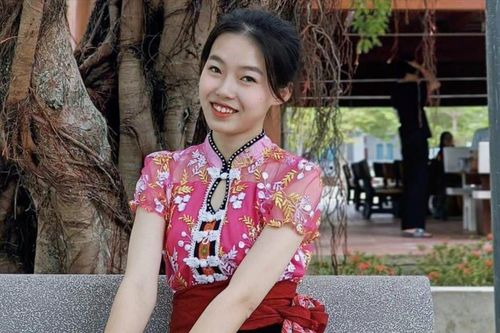 Nữ sinh dân tộc Thái ở Nghệ An là thủ khoa khối C toàn quốc
