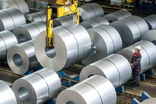 Một doanh nghiệp thép lãi đột biến, cổ phiếu tăng 100% từ đầu năm