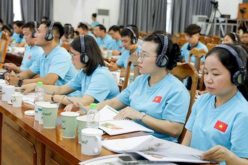 Đào tạo dinh dưỡng khoa học thể thao cho các cầu thủ bóng đá