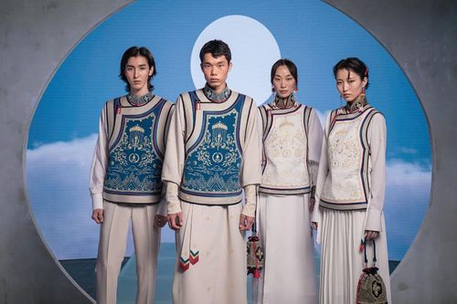 'Họ đã vô địch sớm': Cộng đồng mạng phát sốt vì đồng phục của Mông Cổ tại Thế vận hội Paris 2024