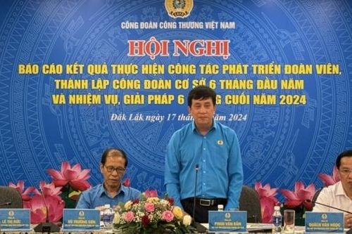 Phát triển đoàn viên công đoàn là nhiệm vụ trọng tâm năm 2024 của Công đoàn Công Thương Việt Nam