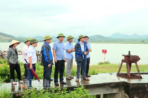 Lãnh đạo UBND tỉnh kiểm tra công tác phòng, chống thiên tai