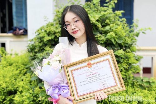 'Thủ khoa' Kỳ thi tốt nghiệp THPT tại tỉnh Tuyên Quang