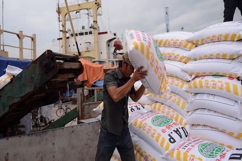 Giới chuyên gia đồng tình tăng thuế giá trị gia tăng mặt hàng phân bón lên 5%