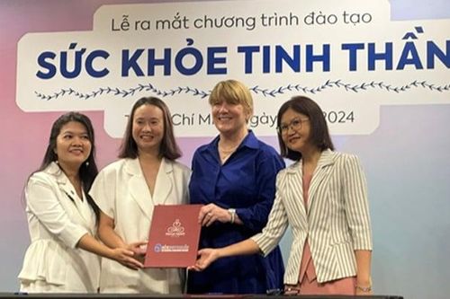 Hợp tác nâng cao sức khỏe tinh thần cho người Việt