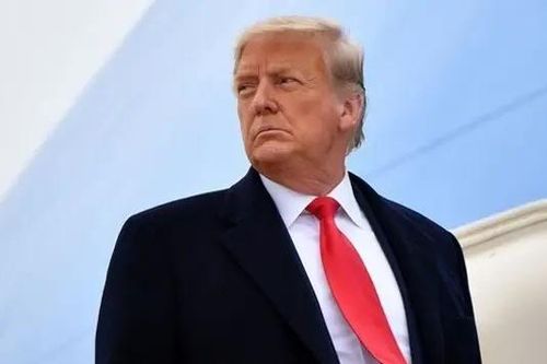 Cựu Tổng thống Mỹ Donald Trump nhận thêm sự ủng hộ