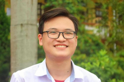 Nam sinh Thái Bình lập cú đúp thủ khoa vào đại học