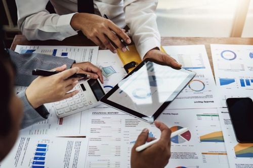 Chồng giấu giếm ôm tiền đi đầu tư, khi gặp rủi ro vợ có đòi được tài sản?