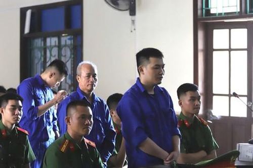Hai cựu cán bộ công an buôn ma túy