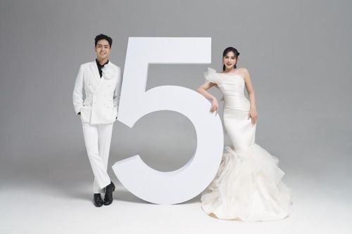 Thu Thủy ngọt ngào bên ông xã trong bộ ảnh kỷ niệm 5 năm ngày cưới