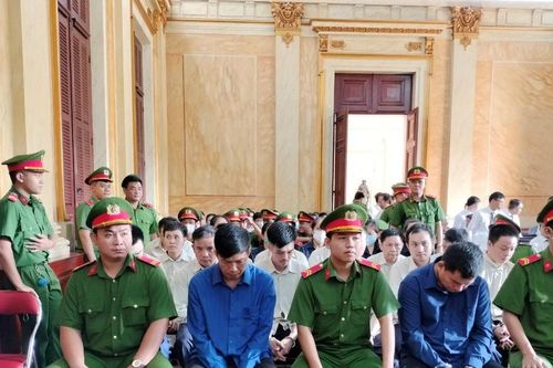 Xét xử vụ án buôn lậu 6 tấn vàng về Việt Nam: Bị cáo Nguyễn Thị Minh Phụng bị đề nghị 17-18 năm tù