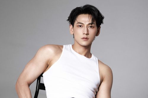Nỗi lo sợ của Isaac ở Anh trai 'say hi'