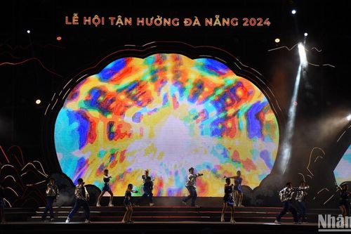 Sôi động Lễ hội Tận hưởng Đà Nẵng 2024 - Enjoy Da Nang 2024