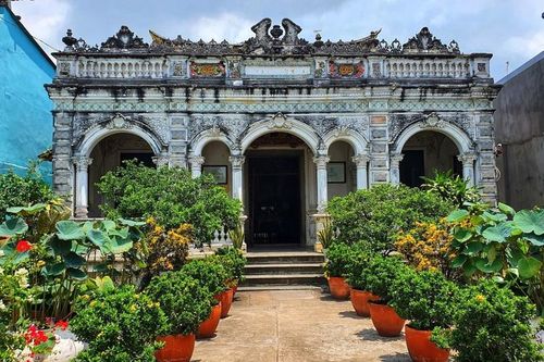 Biệt thự xa hoa của đại gia giàu bậc nhất Sa Đéc một thời