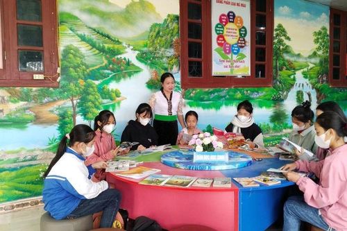 Cô Trần Lan Anh – người 'đưa đò' thầm lặng