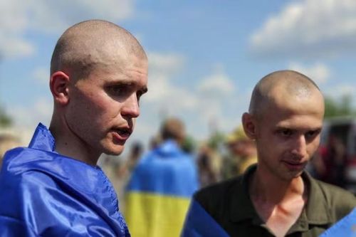 Nga và Ukraine trao đổi 95 tù binh mỗi bên