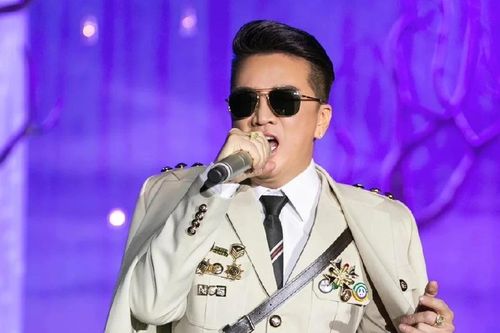Đàm Vĩnh Hưng không được phép ra mắt sản phẩm âm nhạc trong 9 tháng