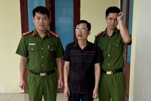 Truy bắt cựu Chủ tịch Hội nông dân huyện trốn nã 7 năm