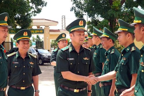 Chính ủy Bộ đội Biên phòng đánh giá cao kết quả biên phòng Quảng Bình đạt được
