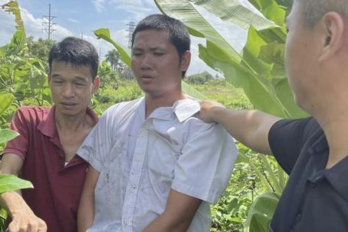 Vờ đi nhờ, rồi dùng dao kề cổ nữ nạn nhân cướp xe máy