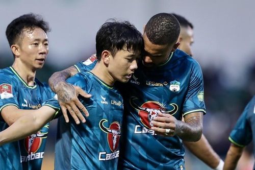 HAGL sắp lấy lại tên cũ: Bao giờ đua vô địch V-League?