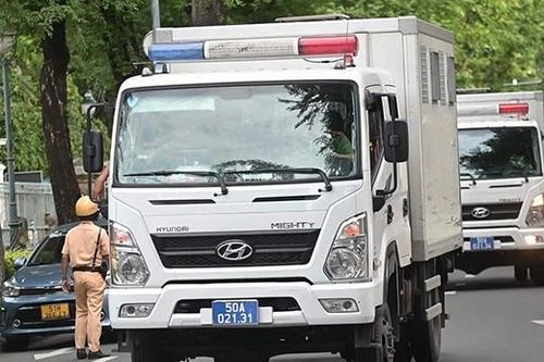 An ninh siết chặt tại phiên xét xử cựu Cục trưởng Cục Đăng kiểm cùng đồng phạm