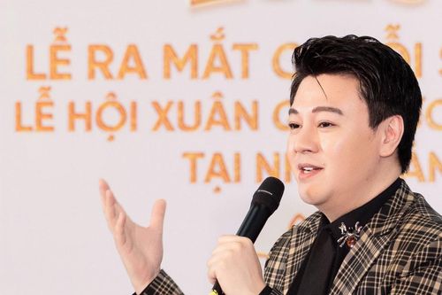 Anh em MC Tuấn Tú, Phan Anh ngồi ghế nóng cuộc thi hoa hậu, siêu mẫu nhí