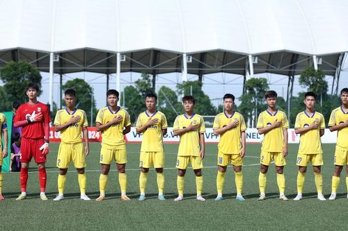 U21 Sông Lam Nghệ An thắng đậm Sông Trà Quảng Ngãi tại vòng loại U21 Quốc gia