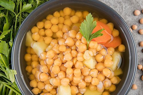 Đậu nành giúp giảm 'bốc hỏa' tuổi mãn kinh