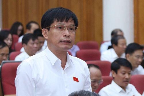 Các vấn đề về xây dựng 'nóng' nghị trường