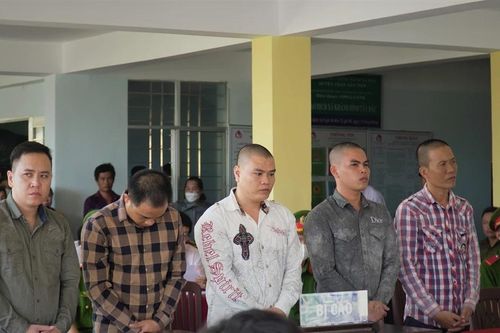 Phạt tù nhóm đối tượng 'cướp tài sản' trên biển
