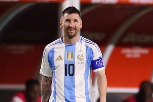 Một thứ trưởng bị mất ghế vì yêu cầu Messi xin lỗi