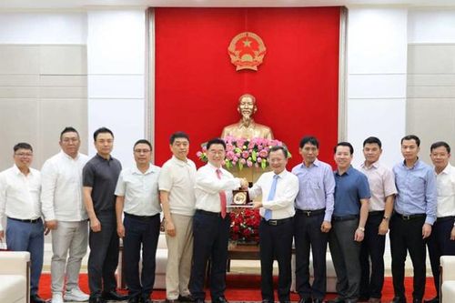 Quảng Ninh: Đề xuất đầu tư tổ hợp thể thao, vui chơi 300 - 350ha