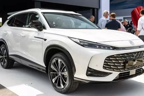 MG HS 2025 ra mắt, giá từ 816 triệu đồng