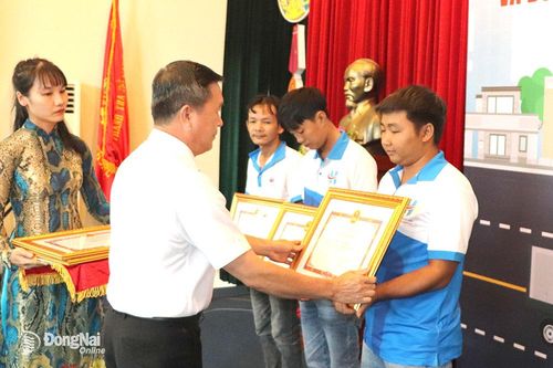 Thiết thực Giải thưởng Lái xe an toàn, Doanh nghiệp vận tải an toàn