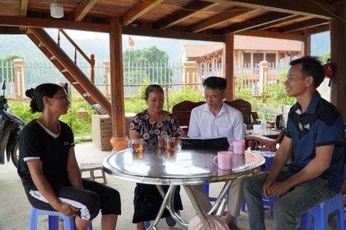 Tấm gương tiêu biểu học tập và làm theo lời Bác