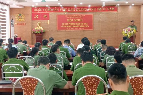 Cụm thi đua số 5 Công an tỉnh sơ kết 6 tháng đầu năm thực hiện phong trào thi đua 'Vì an ninh Tổ quốc'