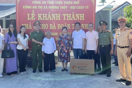 Ấm áp những ngôi 'Nhà tình nghĩa'