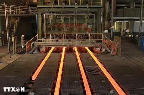Thép nhập khẩu giá rẻ tràn vào thị trường nội địa, thép Việt chờ 'giải cứu'
